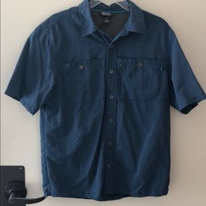 Short sleeve moisture-wicking button down